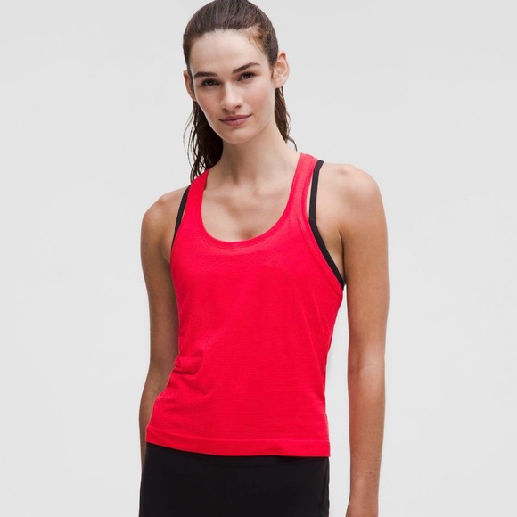 lululemon athletica Women's Swiftly Tech Scoopneck tank 2.0 NWT - Picture 2 of 3